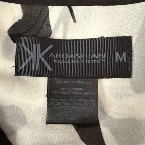 Kardashian Kollection Blouse Medium Sheer White Black Bow Heel Lipstick Print - Picture 13 of 13